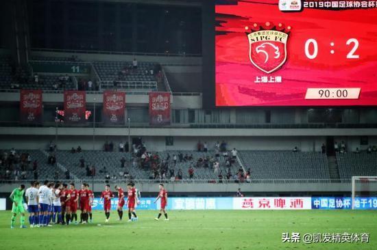  伯恩利主场力克莱斯特城逃离降级区